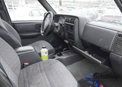 1999 Jeep Cherokee Classic/Sport from USA, damaged, VIN 1J4FF68S6XL656336